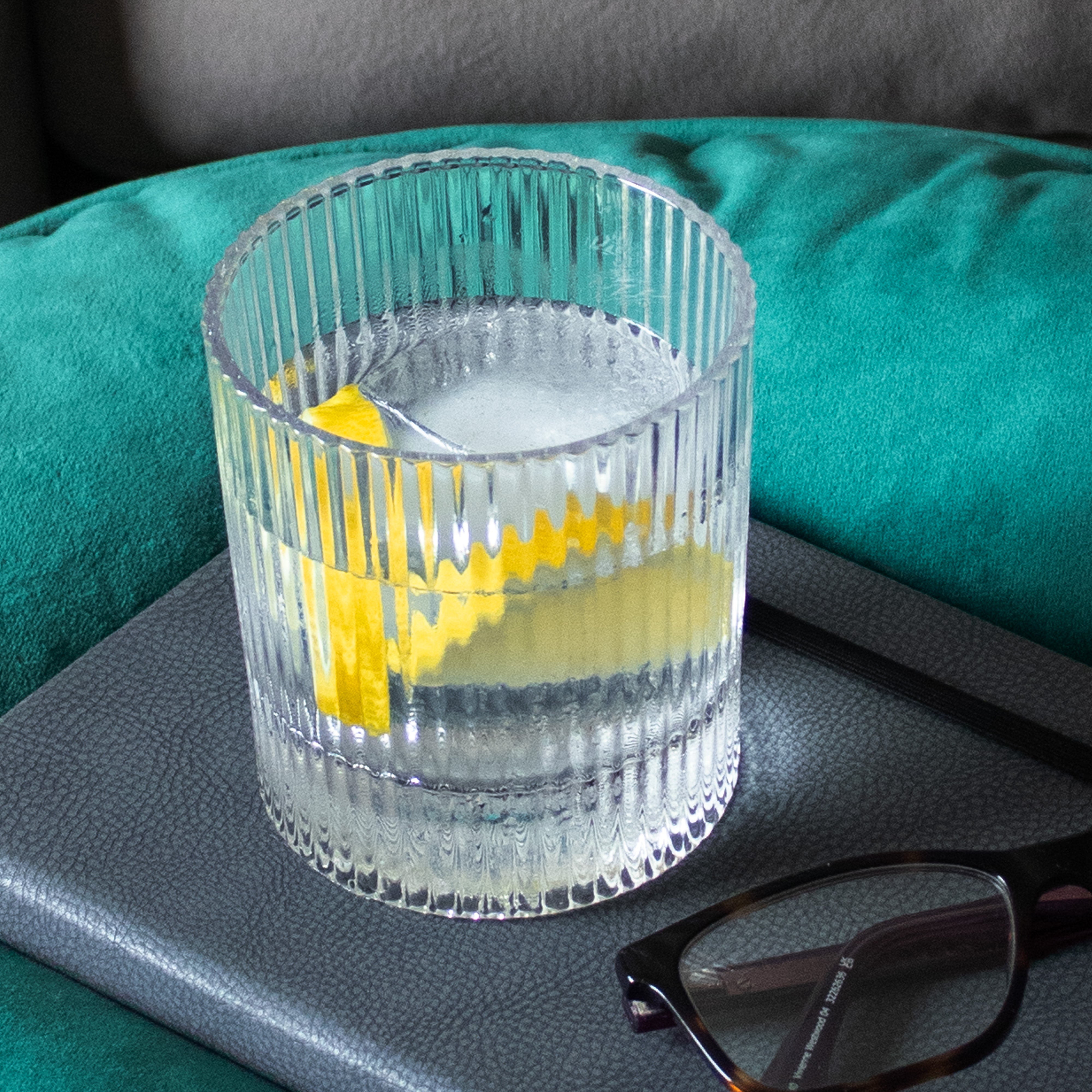 Oak & Ember® Gin Tumbler & Socks Gift Set