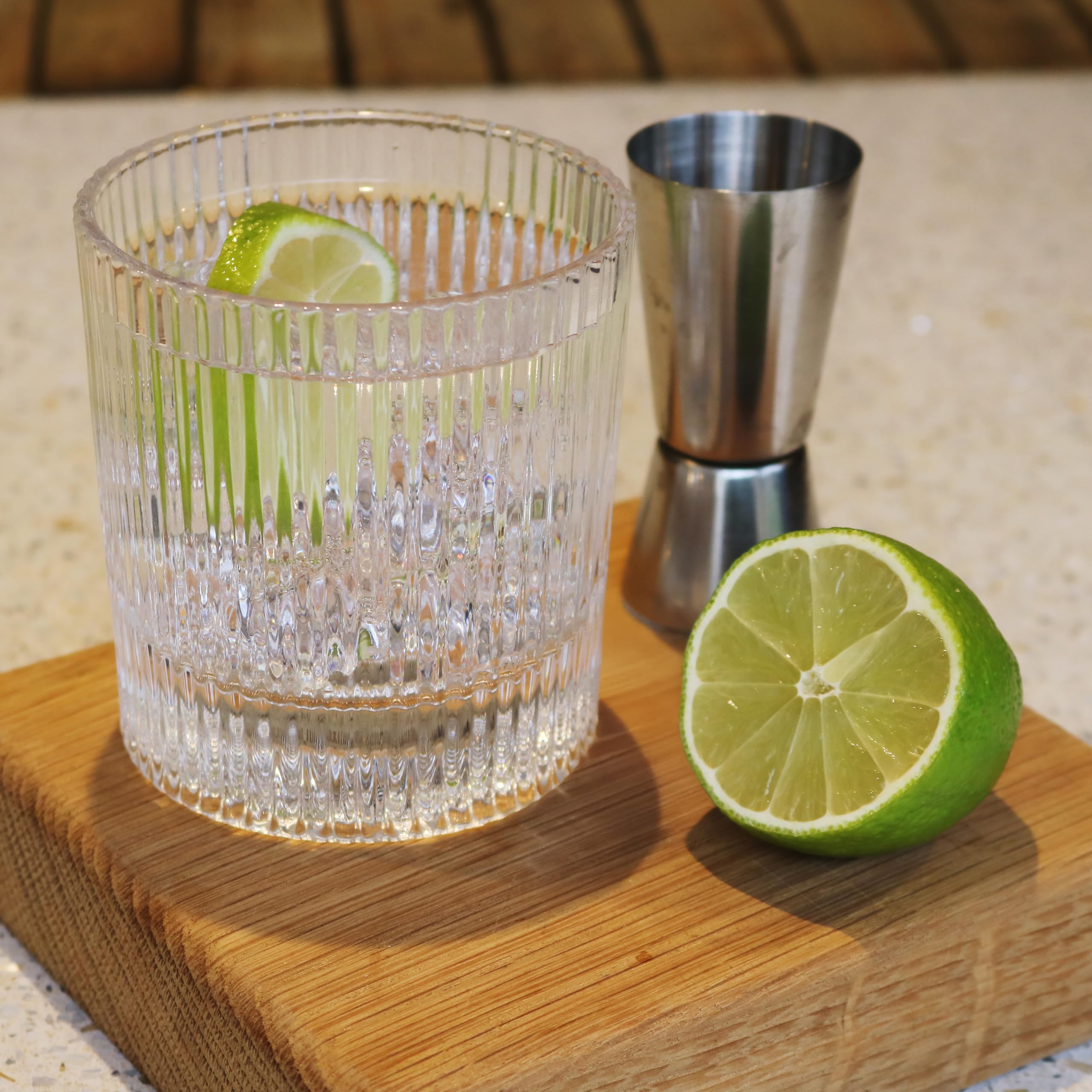 Gin accessories gift set with tumbler and socks